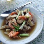 River Kwae Restaurant - 海老とキノコ炒め