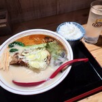 Noodle&Kitchen わ～るど - 角煮ラーメン(白湯塩) ストレート麺 1,500円、ミニライス 250円