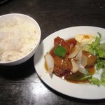 らぅめん一角 - ラーメン＋酢豚セット＋ライス　880円