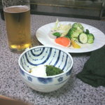 あらかると - 奥が温野菜。手前は付き出し。