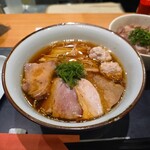 らぁめんシフク - 料理写真: