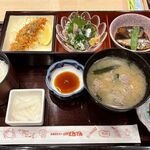 和食レストランとんでん - 料理写真:ランチ旨いわし巴定食・旨いわし汁変更