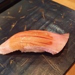 寿司 はせ川 - 天然ブリ♪