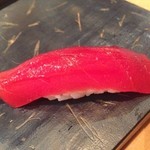 寿司 はせ川 - マグロ（ややヅケ）♪