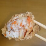 稲荷ずし 松むら - 囓った方が具材が分る