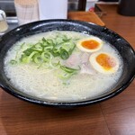 博多ラーメン はかたや - 料理写真: