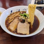 大江戸 - 醤油ラーメン（並）800円