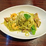 ベビーフェイス プラネッツ - エビとベーコンのジェノベーゼ