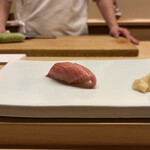 鮨 おおが - マグロで始まり、マグロで終わる。それだけで、5万円が腑に落ちた。