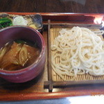 へそまがりうどん - 肉汁うどん