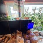 東のパン家クレヨン - 店内