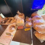東のパン家クレヨン - 店内