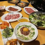 大衆炭火焼肉ジンギスカン ホルモン酒場 風土. - 