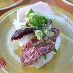 活魚寿司 - 極上鯨三種盛り￥286　2026.2.13