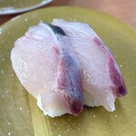 活魚寿司 - 泳ぎはまち刺し握り￥165　2026.2.13