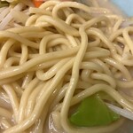 獅子林 - 麺はかため、ストレート