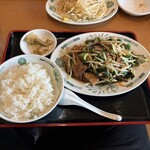 日高屋 - 料理写真:ニラレバ定食
