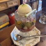 shokudo&cafe osse - 桜といちごのパフェ