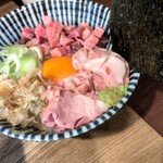 メヂカそば 吟魚 - チャーシュー卵かけごはん