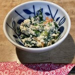 とり美 - お通しのほうれん草のおから和え