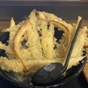 大地のうどん - 料理写真:1番人気の肉ごぼう天うどん800円