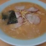 屋台とんとんラーメン - ラーメン中