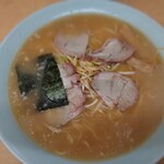 屋台とんとんラーメン - ラーメン中
