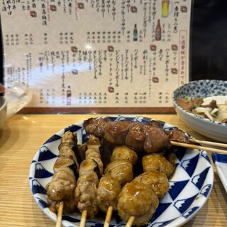 やきとり もつやき こみね_0