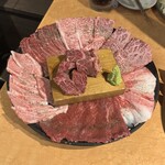 肉酒場 - 
