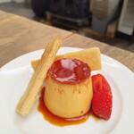 TAKAO COFFEE 珈琲焙煎工房 - プリン。卵しっかり硬め系で昔懐かしい味♪