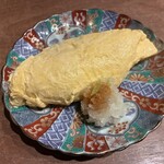 ふくの緒 - 「出汁卷き玉子」（一人前、500圓）。