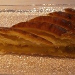 ベージュ アラン・デュカス 東京 - 