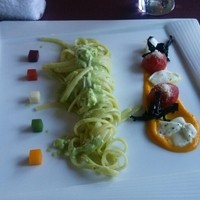 RISTORANTE OZIO - バジルクリームのパスタと野菜のキューブ