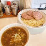 中華そば 丸信 - 料理写真:チャーシューつけそば、1,300円。