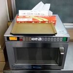 桑田食堂 - 電子レンジで温め直す