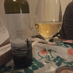 Lis Wine & Fine Food - 