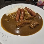 サンマルコ - 料理写真:ビーフカレー、ソーセージのせ。
