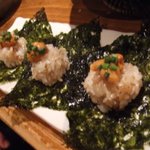 たべごと屋 ござる - 〆のごはん　うにと韓国海苔のおにぎり