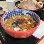三田製麺所 - ✅味噌つけ麺(中)¥1.200‼️
　※並盛から大盛まで無料！
　※あつもりも可能！
　※キャッシュレス決済可能！
　※別添えでニンニク、ショウガ付き