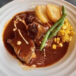 常陸牛きくすい - ごろりと大きなフライドポテト、スィートコーン、インゲンが付いています