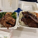 Yummy Korean BBQ - 料理写真:左　チキン　右　骨付きカルビ