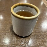 そじ坊 - 外気温6度。降雨。温かなそば茶が嬉しい