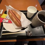 タリーズコーヒー - 料理写真:モーニング（ボールパークドッグプレーン）