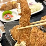 まるかつ - えびフライ