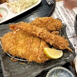 まるかつ - かき、えび、ロースかつ