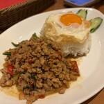 シーロム ソイ 9 - 