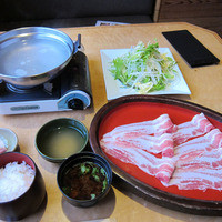月亭 池袋店 - 特選豚しゃぶしゃぶ定食
