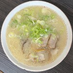 長浜一番 - 料理写真:ラーメン　680円(税込)
