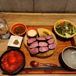 牛舌之檸檬 淺草店 - 私のセット全景。左手の小鉢の蕗味噌を載せていただきます