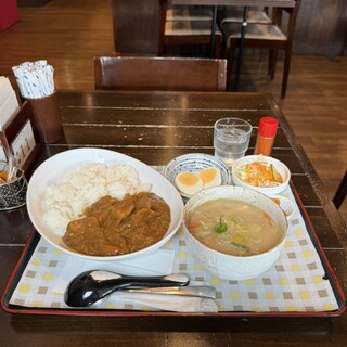 カフェドマデル_1